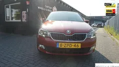 Rood Gebruikt 2015 Skoda Fabia Ambition Hatchback | € 8.995 (Eerlijke prijs)