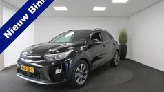 Zwart Gebruikt 2020 Kia Stonic SUV | € 20.450 (Eerlijke prijs)