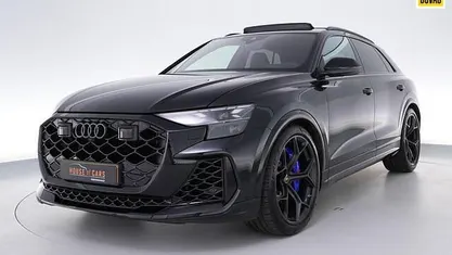 Zwart Gebruikt 2025 Audi RS Q8 Advanced SUV | € 229.995 (Super prijs)