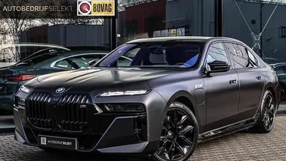 Occasion BMW M760e Executive 571 PK (419 kW) 2022 Grijs (metallic) Sedan