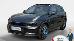 Donker zwart Gebruikt 2023 Lynk & Co 01 SUV | € 24.935 (Eerlijke prijs)