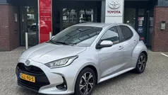 Grijs Gebruikt 2024 Toyota Yaris Hybrid Edition Hatchback | € 24.999 (Eerlijke prijs)