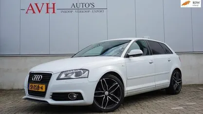 Occasion Audi A3 Sportback S-Line 105 PK (77 kW) 2013 Hatchback