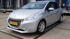 Grijs Gebruikt 2014 Peugeot 208 Style Hatchback | € 6.995 (Eerlijke prijs)