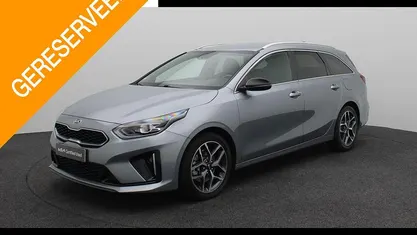 Grijs Gebruikt 2021 Kia Ceed GT-Line Hatchback | € 21.940 (Eerlijke prijs)