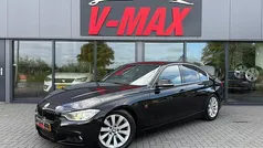 Gebruikt 2013 BMW 320 Sport Line Sedan | € 10.950 (Eerlijke prijs)