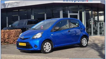 Occasion Toyota Aygo Comfort 68 PK (50 kW) 2013 Blauw Hatchback