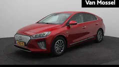 Gebruikt 2020 Hyundai Ioniq Premium Hatchback | € 17.940 (Eerlijke prijs)