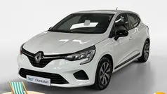Gebruikt 2022 Renault Clio V Equilibre Hatchback | € 15.935 (Eerlijke prijs)