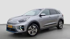 Grijs Gebruikt 2022 Kia e-Niro SUV | € 24.445 (Super prijs)