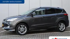 Grijs Gebruikt 2016 Ford Kuga Titanium SUV | € 12.995 (Eerlijke prijs)
