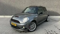 Grijs Gebruikt 2011 Mini John Cooper Works Chili Hatchback | € 6.500 (Eerlijke prijs)