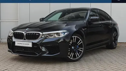 Zwart Gebruikt 2019 BMW M5 Comfort Edition Sedan | € 72.450 (Eerlijke prijs)