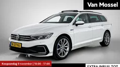 Wit Gebruikt 2022 VW Passat Business Stationwagen | € 24.400 (Eerlijke prijs)