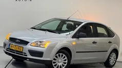 Gebruikt 2006 Ford Focus Ambiente Hatchback | € 1.899 (Eerlijke prijs)