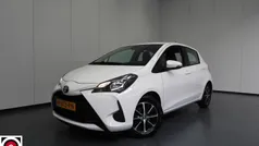 Wit Gebruikt 2020 Toyota Yaris Connect Style Hatchback | € 15.140 (Eerlijke prijs)