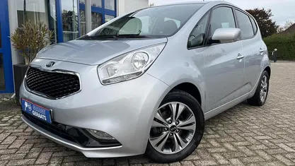 Occasion Kia Venga 125 PK (91 kW) 2018 Zilver Hatchback