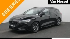 Gebruikt 2023 Ford Focus ST-Line Stationwagen | € 25.645 (Eerlijke prijs)