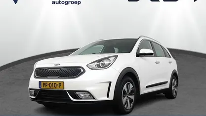 Occasion 2017 Kia Niro First Edition SUV | € 14.950 (Eerlijke prijs)