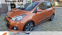 Oranje, metallic lak Gebruikt 2014 Hyundai i10 Comfort Hatchback | € 7.999 (Eerlijke prijs)