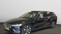 Gebruikt 2022 Volvo V60 Plus Stationwagen | € 33.900 (Eerlijke prijs)