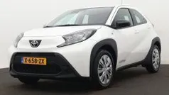 Gebruikt 2024 Toyota Aygo Play Hatchback | € 17.445 (Goede deal)