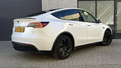 Wit Gebruikt 2024 Tesla Model Y RWD SUV | € 36.999 (Eerlijke prijs)