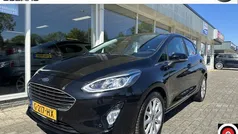 Zwart Gebruikt 2019 Ford Fiesta Titanium Hatchback | € 12.999 (Eerlijke prijs)