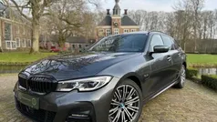 Grijs Gebruikt 2021 BMW 330 M Sport Stationwagen | € 34.888 (Eerlijke prijs)
