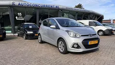 Grijs Gebruikt 2015 Hyundai i10 Premium Hatchback | € 3.999 (Goede deal)