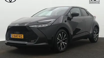 Gebruikt 2024 Toyota C-HR SUV | € 28.795 (Eerlijke prijs)