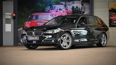 Zwart, metallic lak Gebruikt 2017 BMW 530 Luxury Line Stationwagen | € 17.950 (Super prijs)