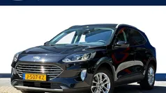 Zwart Gebruikt 2020 Ford Kuga Titanium SUV | € 19.950 (Eerlijke prijs)