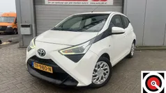 Wit Gebruikt 2018 Toyota Aygo Hatchback | € 5.595 (Goede deal)