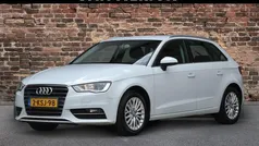 Wit Gebruikt 2013 Audi A3 Sportback Ambiente Hatchback | € 12.945 (Eerlijke prijs)