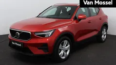Rood Gebruikt 2022 Volvo XC40 Momentum SUV | € 34.940 (Super prijs)