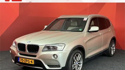 Grijs, metallic lak Occasion 2013 BMW X3 Executive SUV | € 13.248 (Eerlijke prijs)