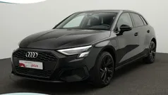 Zwart Gebruikt 2022 Audi A3 Sportback e-tron Advanced Sedan | € 29.900 (Eerlijke prijs)