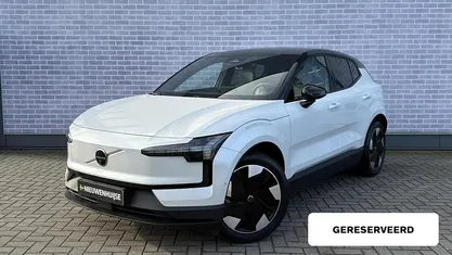 Wit Occasion 2024 Volvo EX30 Ultra SUV | € 35.399 (Eerlijke prijs)