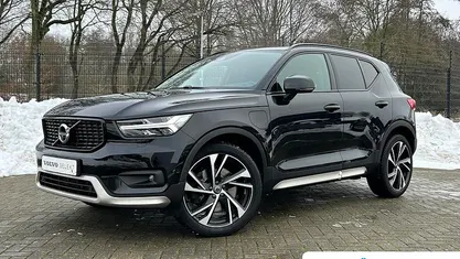 Occasion 2024 Volvo XC40 R-Design SUV | € 30.895 (Eerlijke prijs)