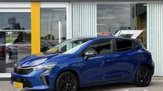 Blauw Gebruikt 2023 Renault Clio V Evolution Hatchback | € 19.745 (Eerlijke prijs)