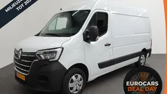 Wit Gebruikt 2023 Renault Master Van | € 20.490 (Goede deal)