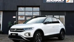 Gebruikt 2024 VW T-Roc Style SUV | € 34.999 (Eerlijke prijs)
