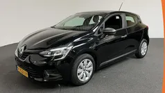 Gebruikt 2020 Renault Clio V Life Hatchback | € 10.590 (Eerlijke prijs)