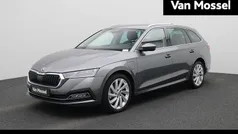 Grijs Gebruikt 2024 Skoda Octavia Business Line Stationwagen | € 32.900 (Eerlijke prijs)
