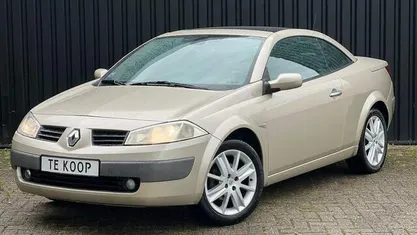 Occasion Renault Mégane Cabriolet Luxe 113 PK (83 kW) 2004 Beige Cabriolet