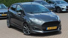 Grijs Gebruikt 2016 Ford Fiesta ST-Line Hatchback | € 8.250 (Eerlijke prijs)