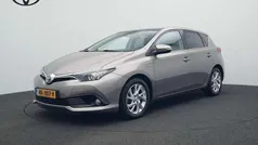 Gebruikt 2016 Toyota Auris Trend Hatchback | € 15.885 (Eerlijke prijs)