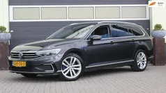 Grijs Gebruikt 2020 VW Passat Business Stationwagen | € 20.400 (Goede deal)