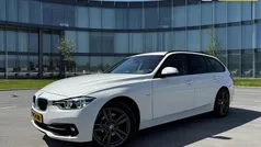 Wit Gebruikt 2018 BMW 320 Executive Stationwagen | € 26.880 (Eerlijke prijs)
